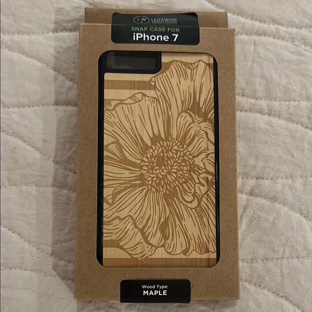 iPhone 7 Case - Maple Wood Design. (011A)